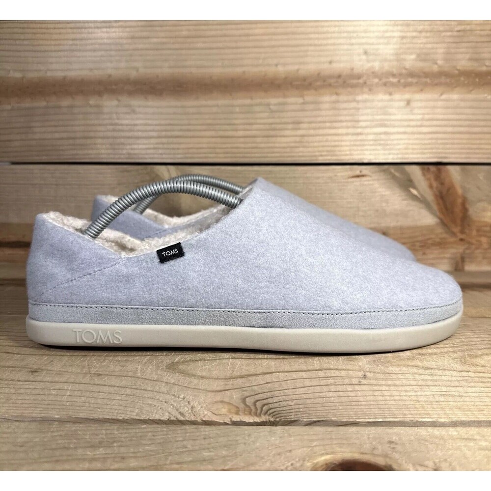 NEW Women’s Size 11 - TOMS Ezra Mid Grey Repreve Two Tone Felt Faux Fur Slippers